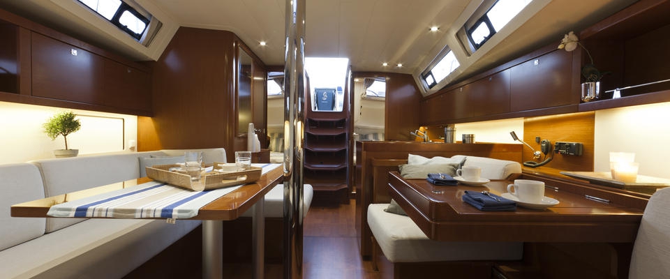 Charter Yacht ZLARIN