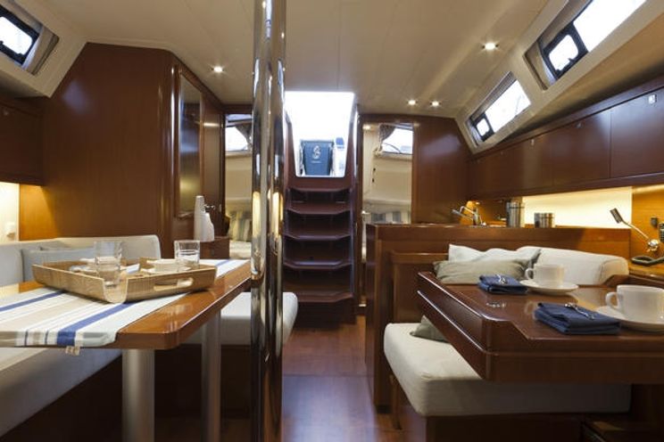 Charter Yacht ZLARIN