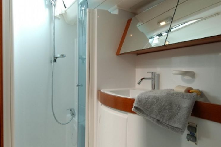 Charter Yacht Nereide