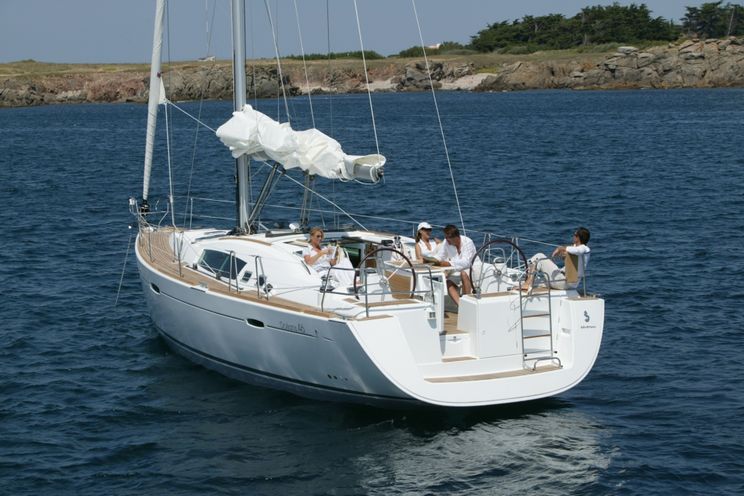 Charter Yacht Oceanis 46 - 4 Cabins - Athens