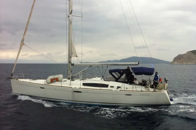 Charter Yacht Oceanis 50 - 5 Cabins - Trogir