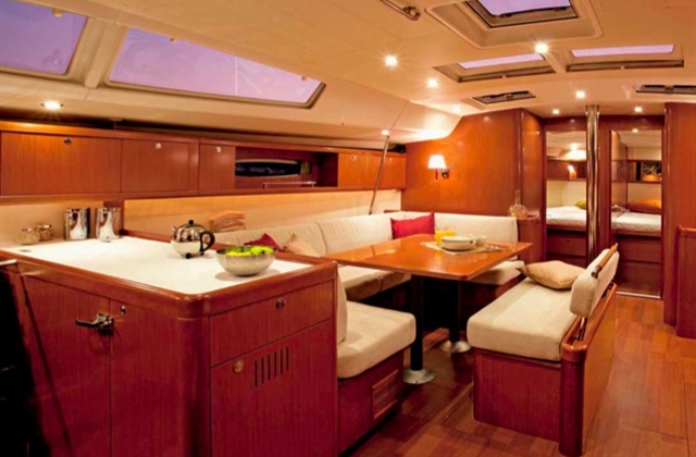 Charter Yacht Oceanis 50 - 5 Cabins - Trogir