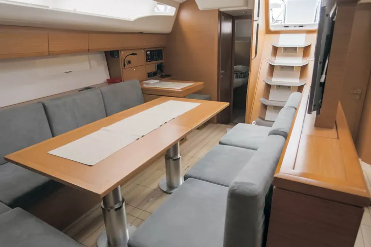 Charter Yacht Miss C - Jeanneau 54 - 4 cabins - Palma de Mallorca - Balearic islands - Spain