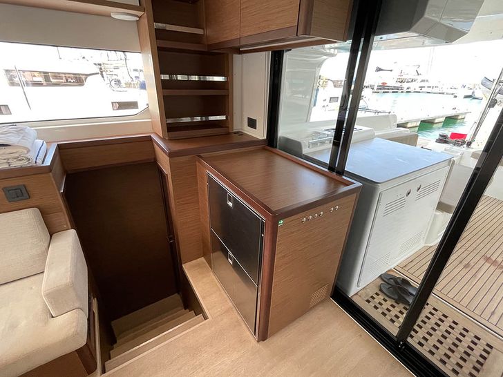 PEBBLES - Lagoon 46 - main saloon PEBBLES - Lagoon 46 - main saloon
