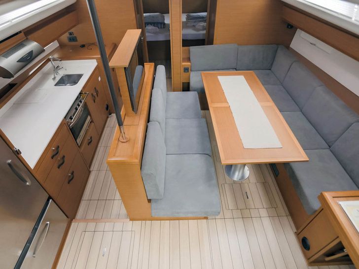 MISS C Jeannneau 54 - main saloon MISS C Jeannneau 54 - main saloon