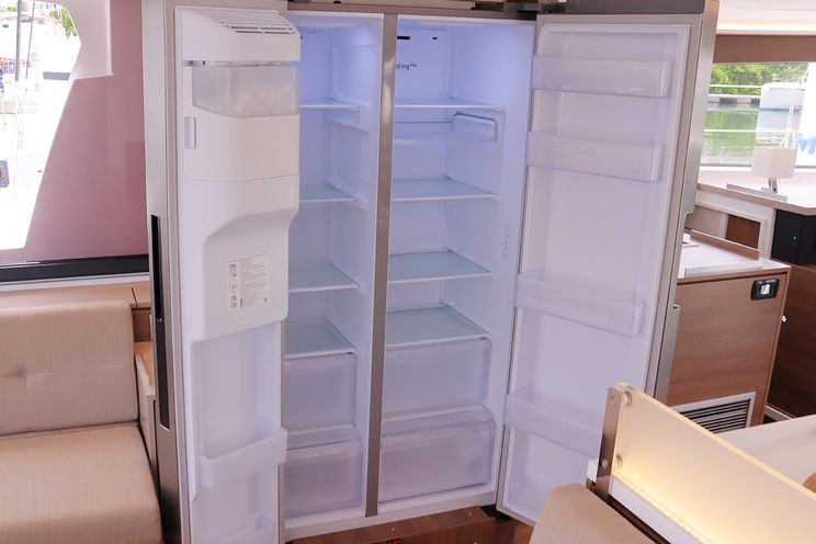 Charter Yacht ON A WHIM - Bali 4.8 - 6 + 1 Cabins - BVI - Tortola