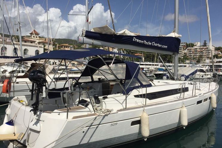 Charter Yacht PARTENOPE