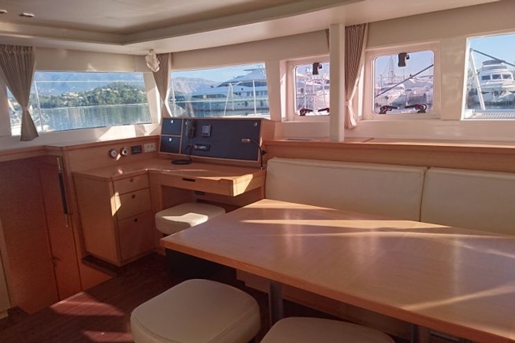 Charter Yacht Lagoon 450 - 4 Cabins - 2012 - Corfu