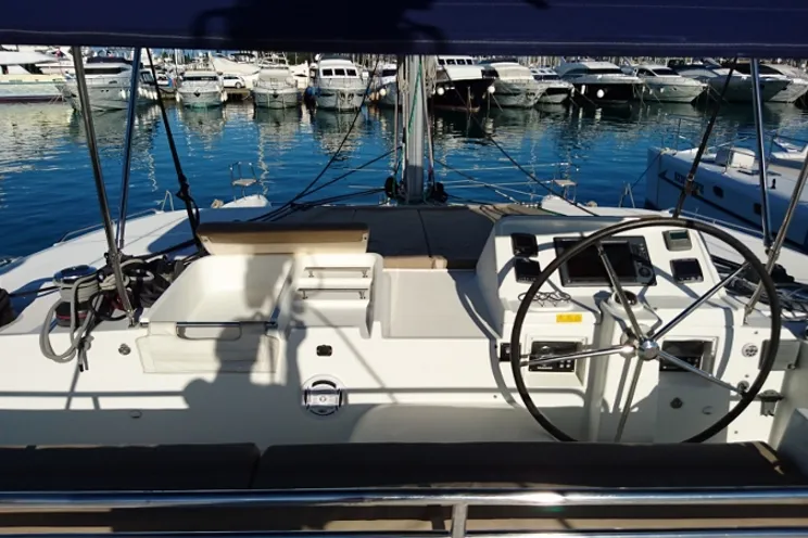 Charter Yacht Lagoon 450 - 4 Cabins - 2012 - Corfu