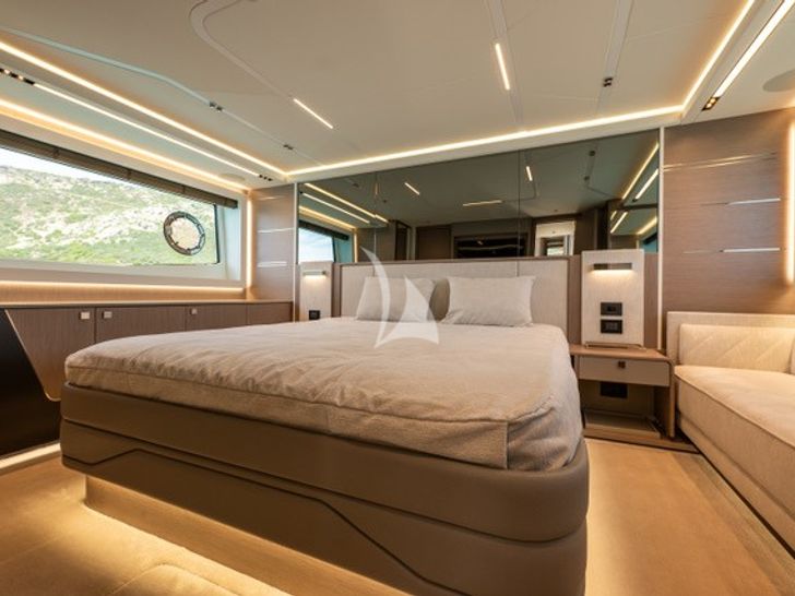 AQUA - Double cabin AQUA - Double cabin