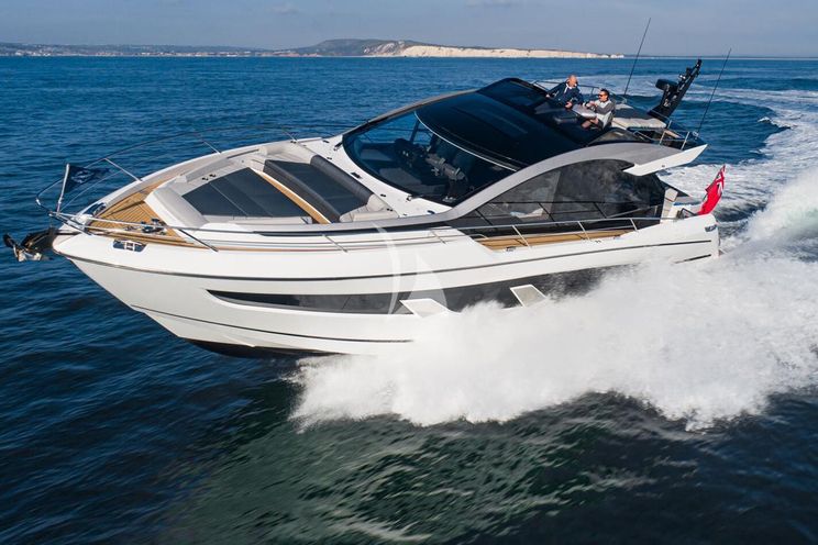 Charter Yacht FIVE II - Sunseeker 20.5m - 3 Cabins - Cannes - Antibes - Corsica - Sardinia