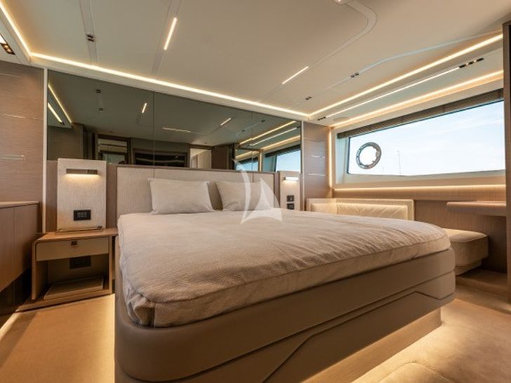 AQUA - Double cabin AQUA - Double cabin