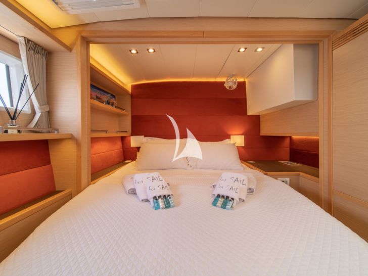FOR SAIL - Double cabin FOR SAIL - Double cabin
