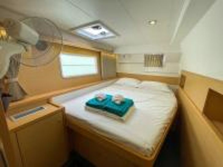 EOS - Guest cabin