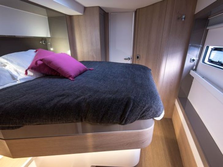 Bali 5.4 - Master Cabin Bali 5.4 - Master Cabin