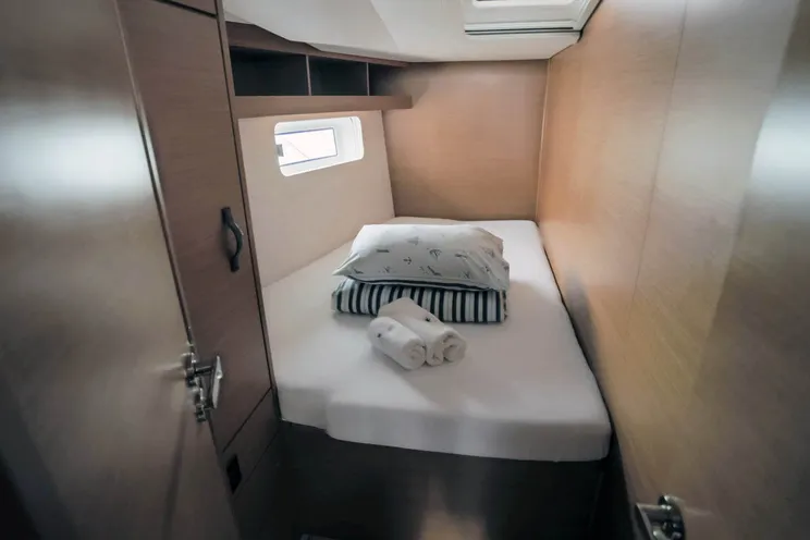 Charter Yacht Miss C - Jeanneau 54 - 4 cabins - Palma de Mallorca - Balearic islands - Spain