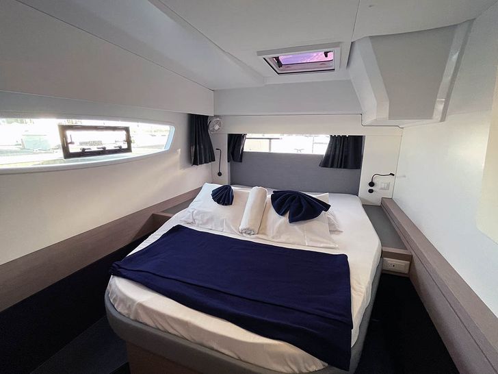 Nauti Mollie Fountaine Pajot Astrea 42 - guestroom Nauti Mollie Fountaine Pajot Astrea 42 - guestroom