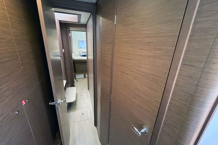 Charter Yacht C'EST BON - Lagoon 42 - 4 cabin - Marsh Harbor - Abacos - Bahamas - Caribbean