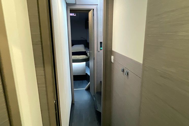 Charter Yacht NAUTI MOLLIE - Fountaine Pajot Astrea 42 - 4 Cabins - Tortola - BVI