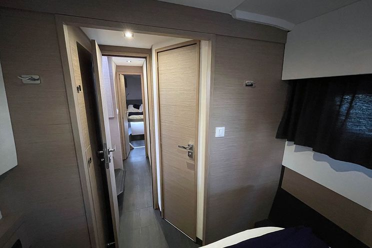 Charter Yacht NAUTI MOLLIE - Fountaine Pajot Astrea 42 - 4 Cabins - Tortola - BVI