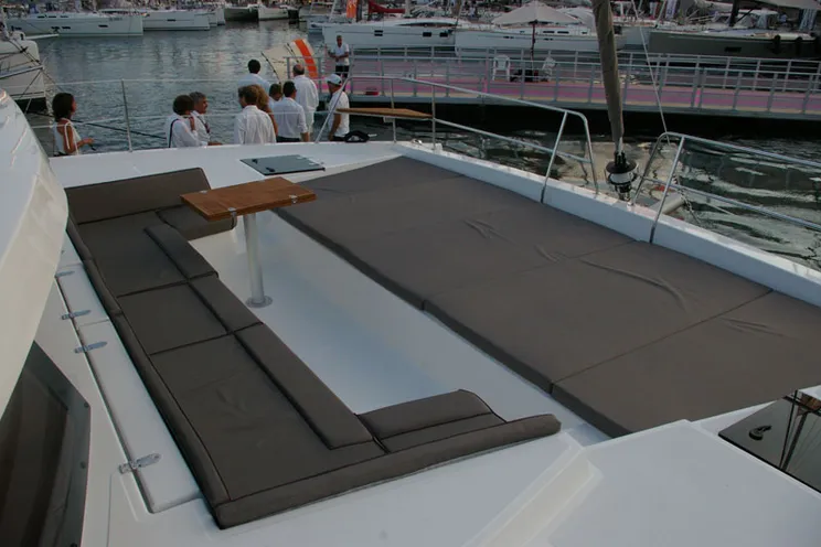 Charter Yacht RIVERA