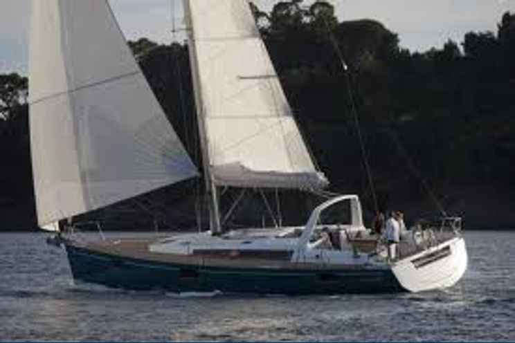Charter Yacht Serenesse