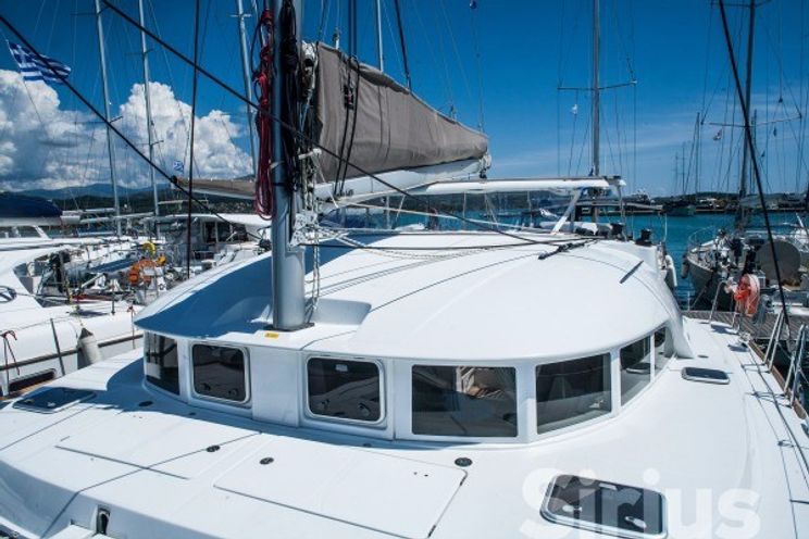 Charter Yacht SIRIUS