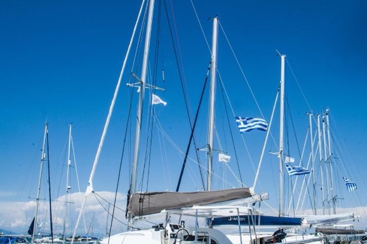 Charter Yacht SIRIUS