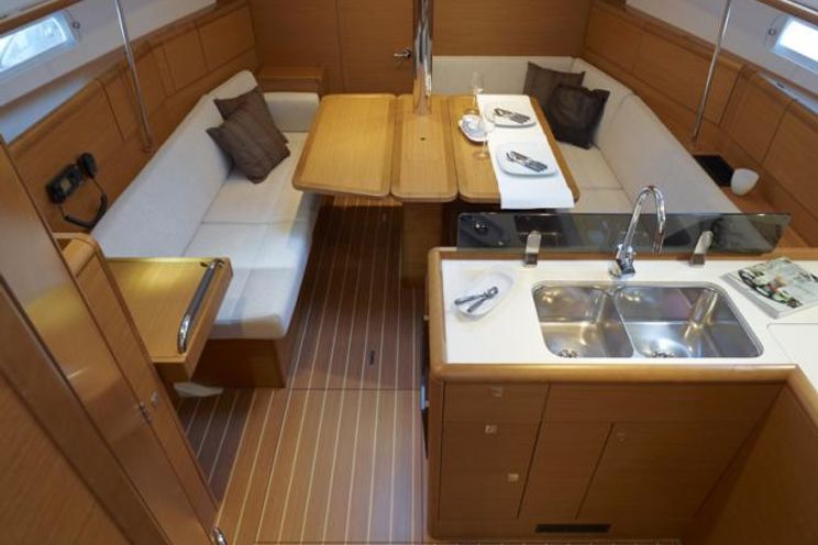 Charter Yacht Sun Odyssey 379 - 2014 - 3 Cabins