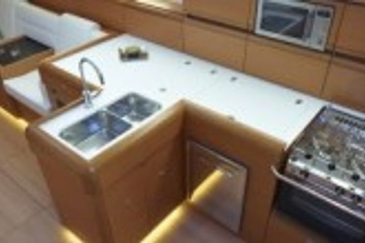Charter Yacht RIOJA