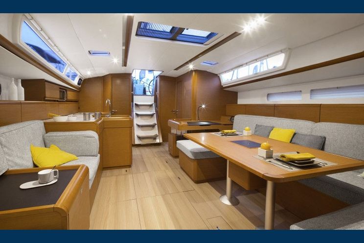 Charter Yacht Sun Odyssey 519 - 7 Cabins - 2016 - Athens