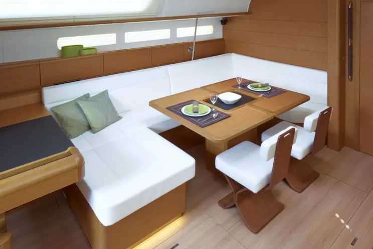 Charter Yacht Sun Odyssey 519 - 7 Cabins - 2016 - Athens