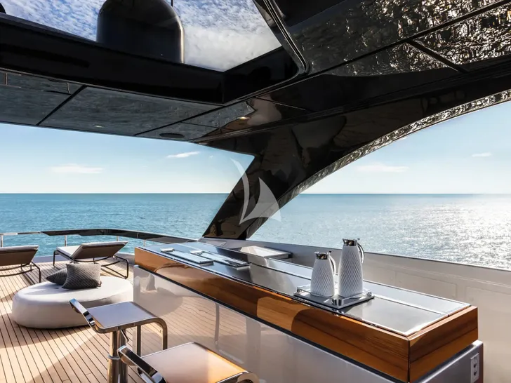 MR CHARLIE Riva Argo 90 - sundeck bar MR CHARLIE Riva Argo 90 - sundeck bar