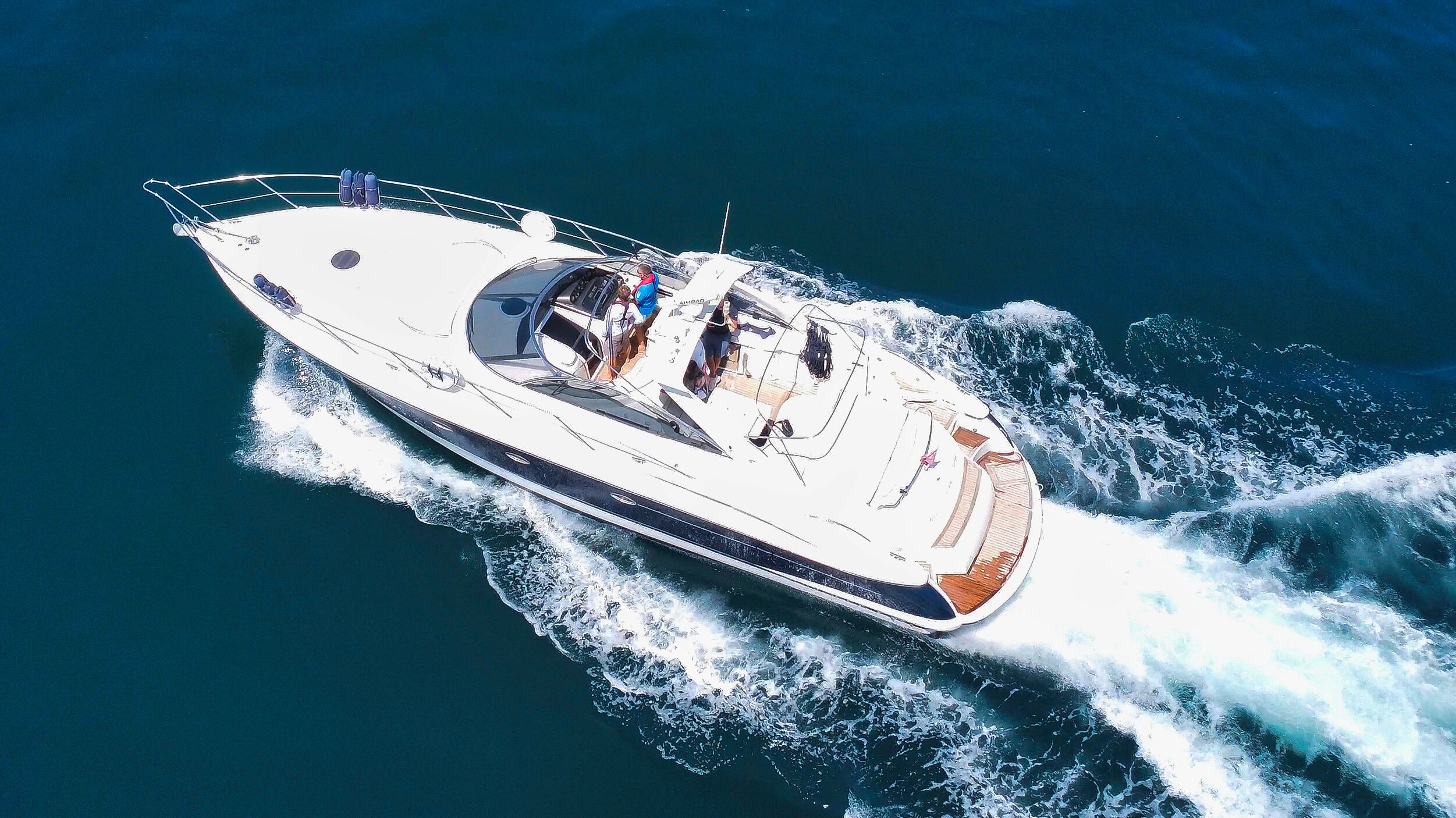 CAMARGUE 50 - Exterior