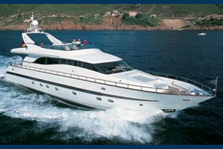Charter Yacht MAGENTA I - Leopard 26 Flybridge - 4 Cabins - Cannes - Antibes - Nice