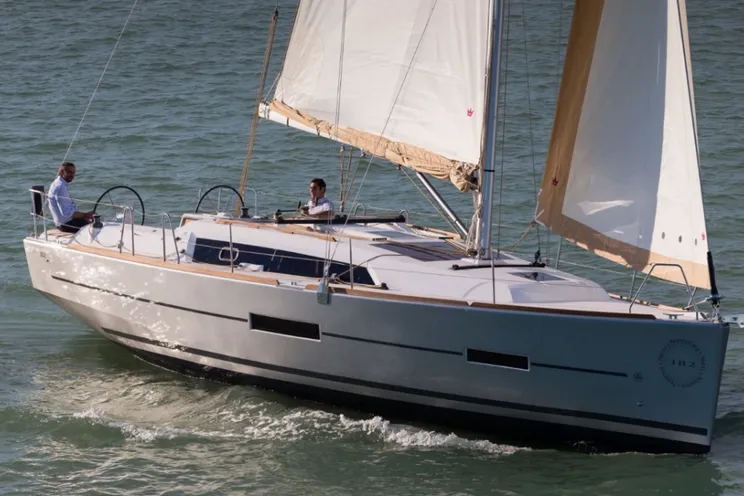 Charter Yacht Dufour 382 - 3 cabins(3 double cabins)- 2015 - Biograd - Split
