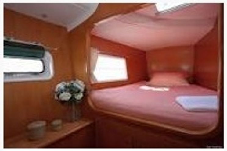 Charter Yacht Lagoon 380 - 4 Cabins - Corfu