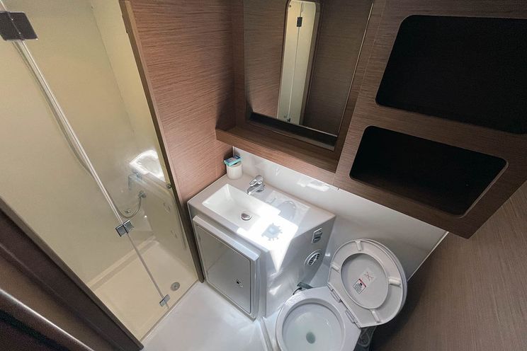 Charter Yacht C'EST BON - Lagoon 42 - 4 cabin - Marsh Harbor - Abacos - Bahamas - Caribbean