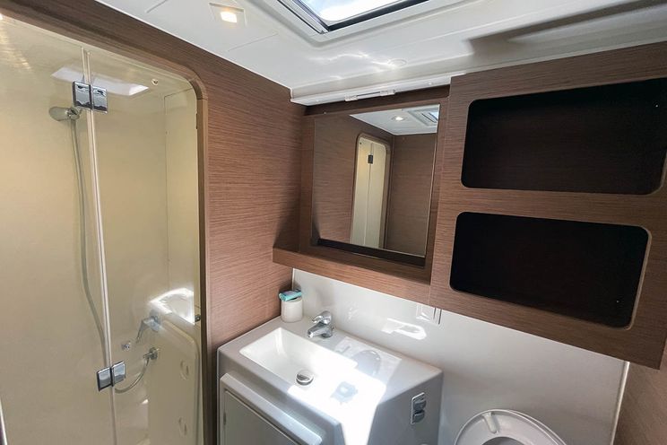 Charter Yacht C'EST BON - Lagoon 42 - 4 cabin - Marsh Harbor - Abacos - Bahamas - Caribbean