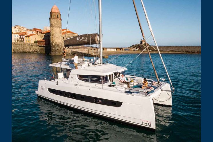 Charter Yacht Bali 4.6 - 5 + 1 Cabin - 2023 - Salerno - Procida - Amalfi Coast