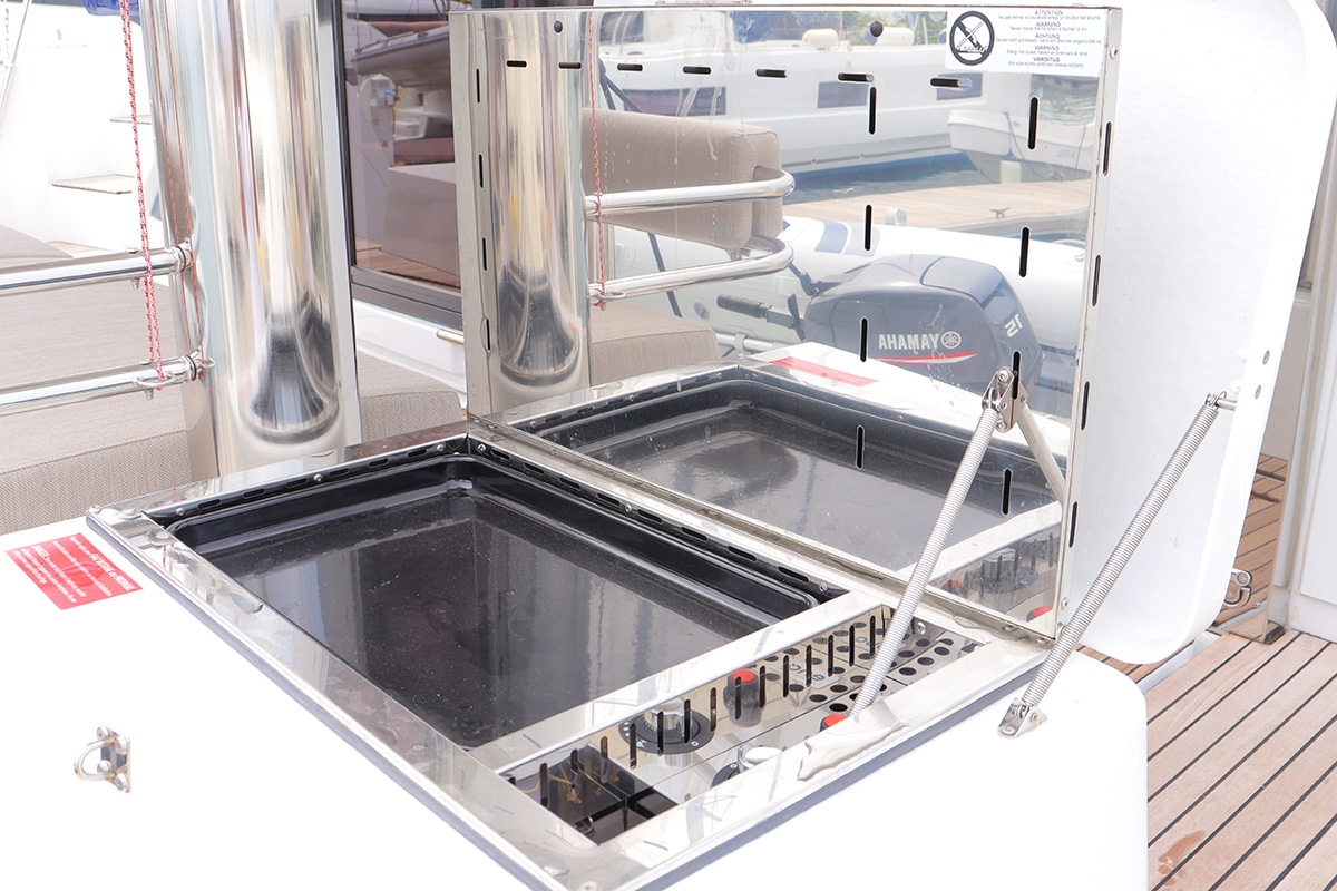 Charter Yacht ON A WHIM - Bali 4.8 - 6 + 1 Cabins - BVI - Tortola