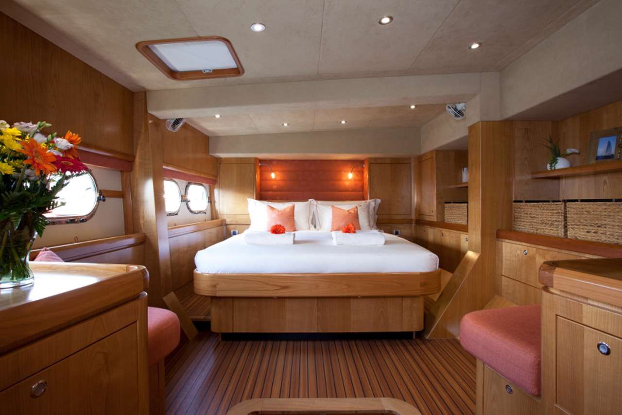 ORION Catana 90 Master