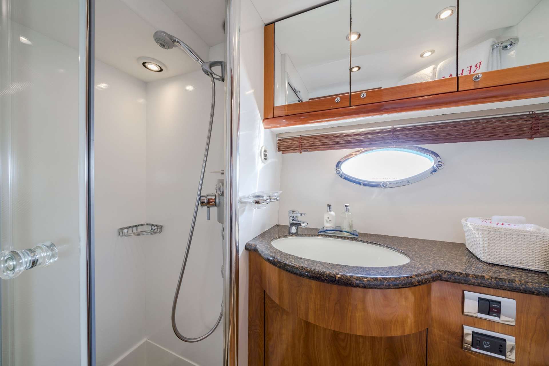 Ensuite
