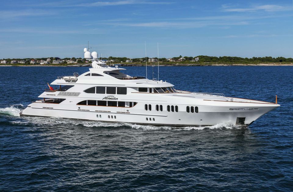 yacht charter new england