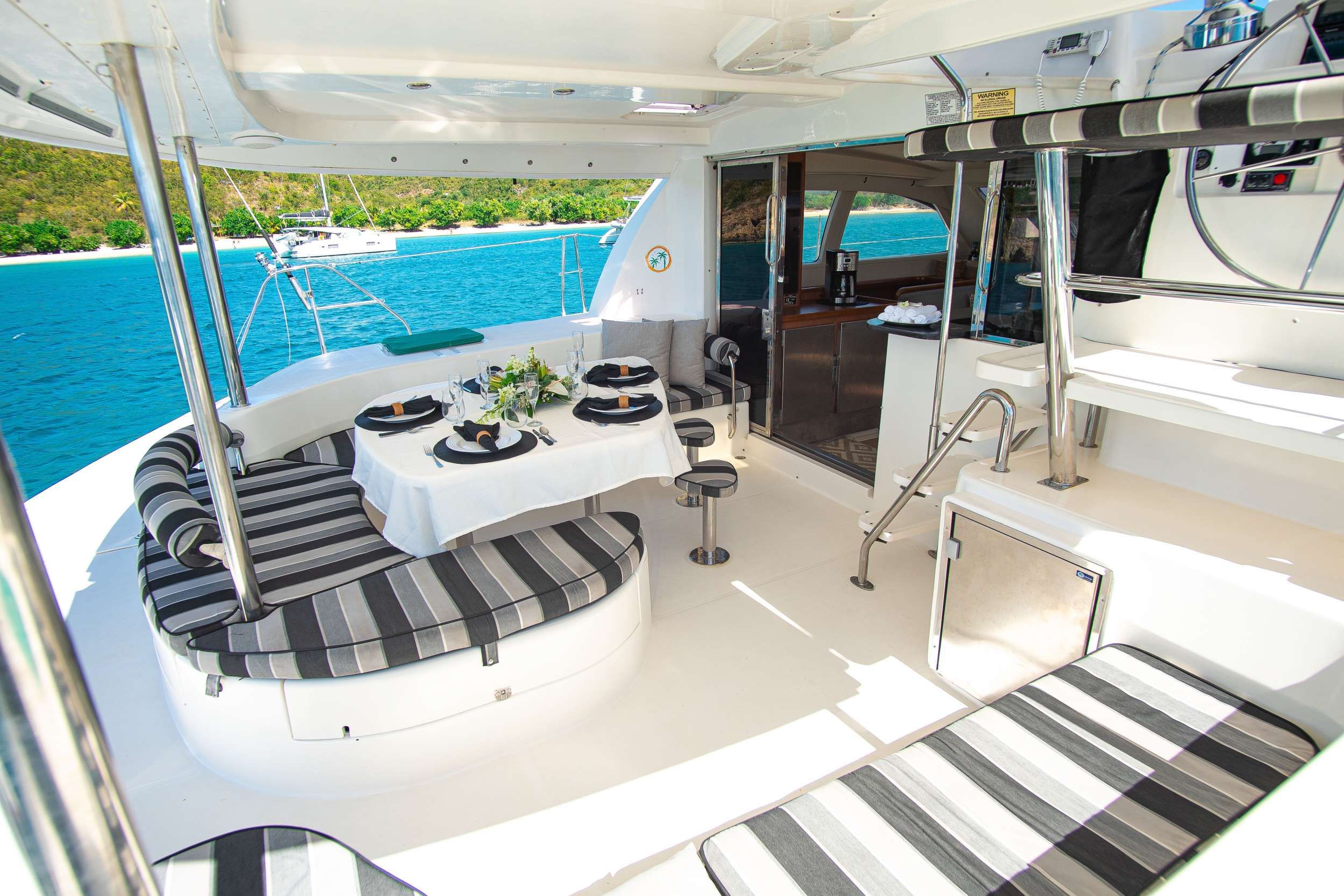 Huge shaded aft cockpit lounge.