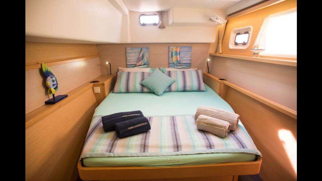 Queen Cabin