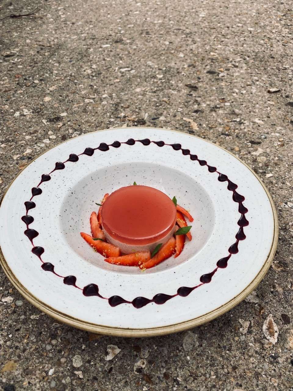 Food on ENDLESS HORIZON
