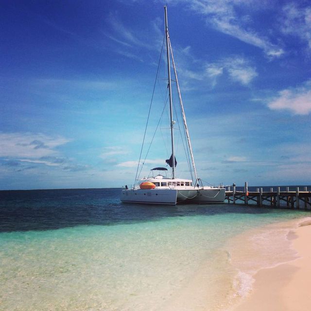 Belize Yacht Charter Guide