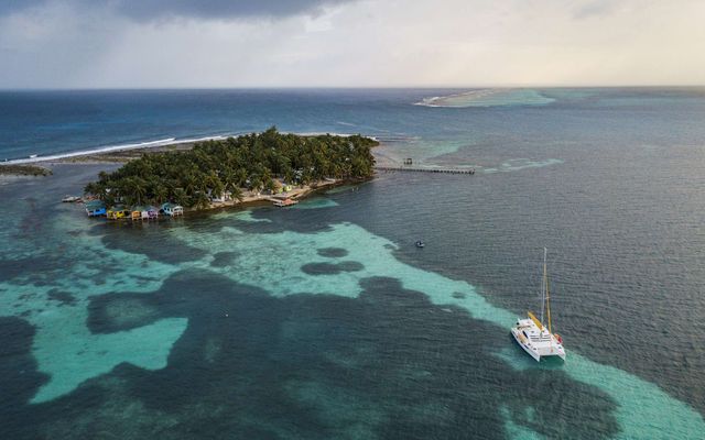 Belize Yacht Charter Guide