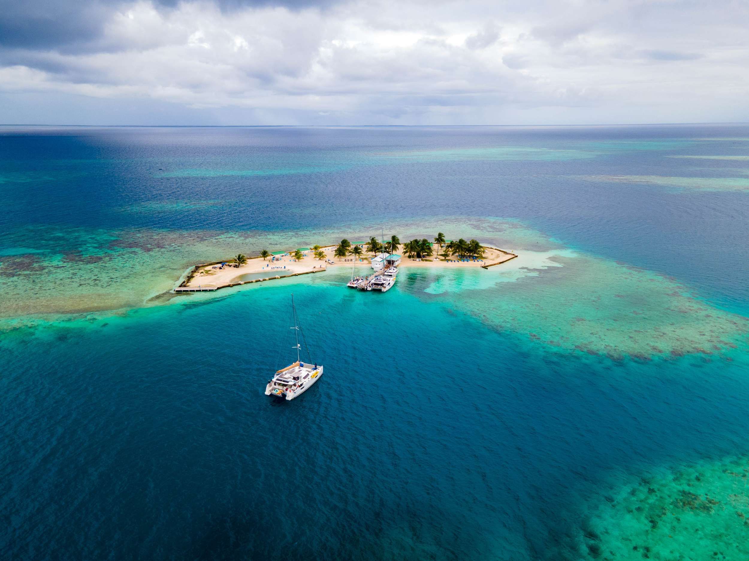 Belize Yacht Charter Guide